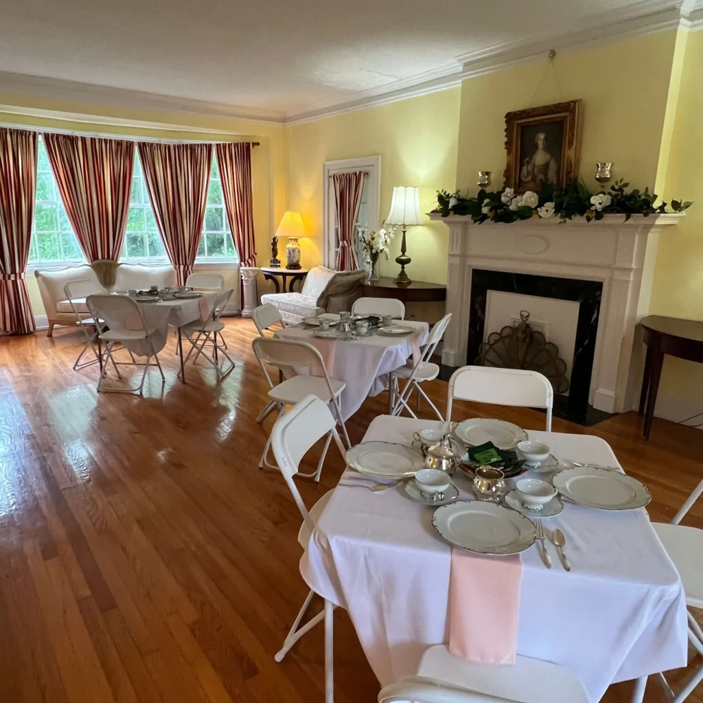 high-tea-sitting-room high-tea-sitting-room